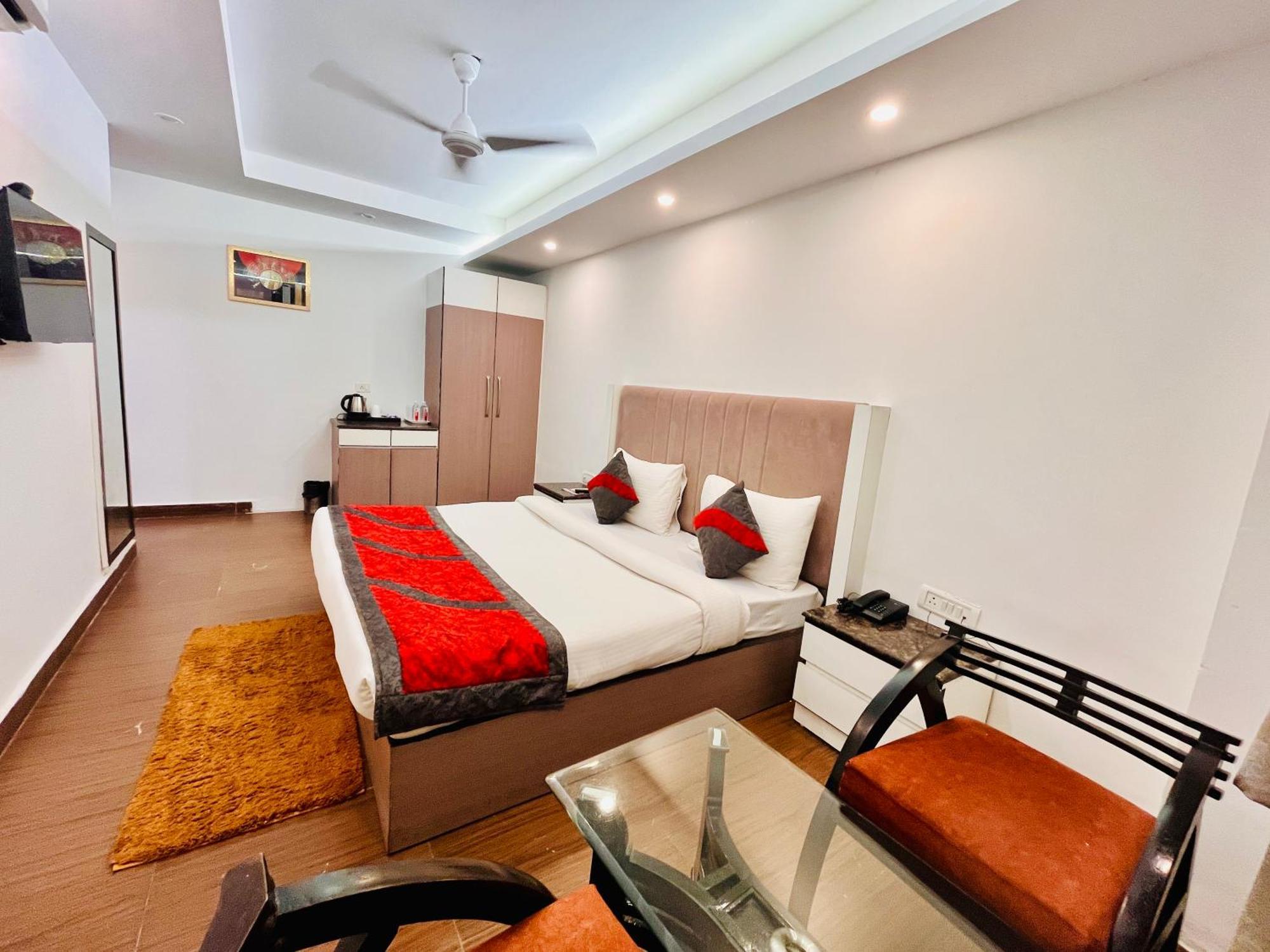 Hotel The Gold Inn - Karol Bagh Delhi Extérieur photo