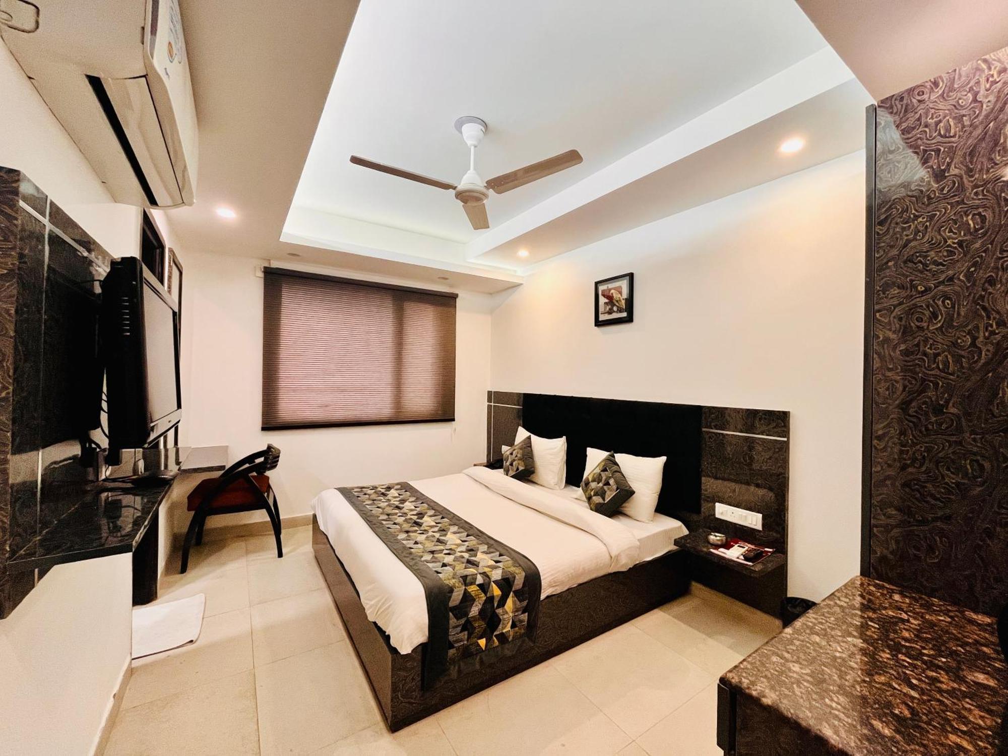 Hotel The Gold Inn - Karol Bagh Delhi Extérieur photo