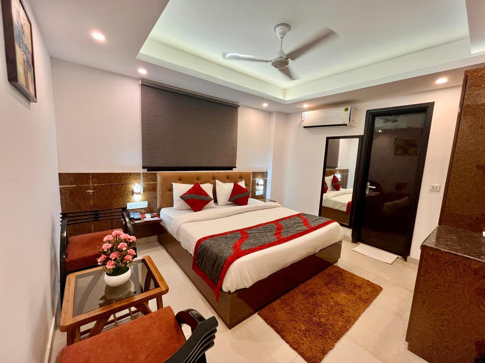Hotel The Gold Inn - Karol Bagh Delhi Extérieur photo