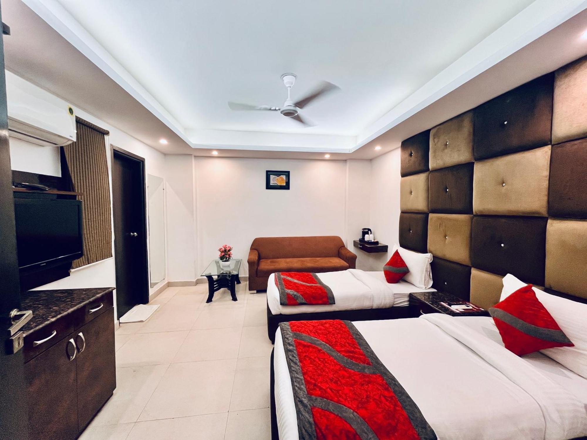 Hotel The Gold Inn - Karol Bagh Delhi Extérieur photo