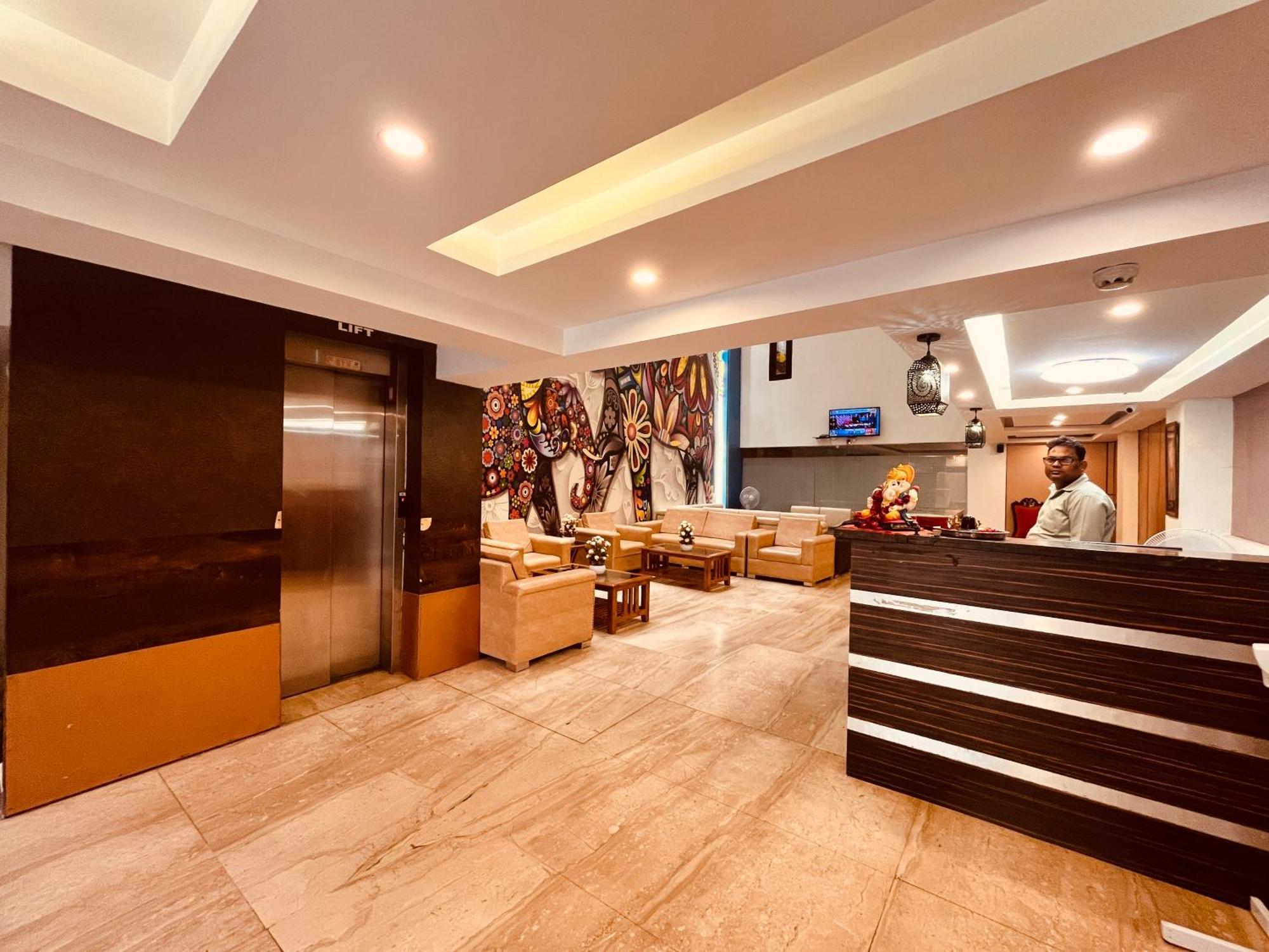 Hotel The Gold Inn - Karol Bagh Delhi Extérieur photo