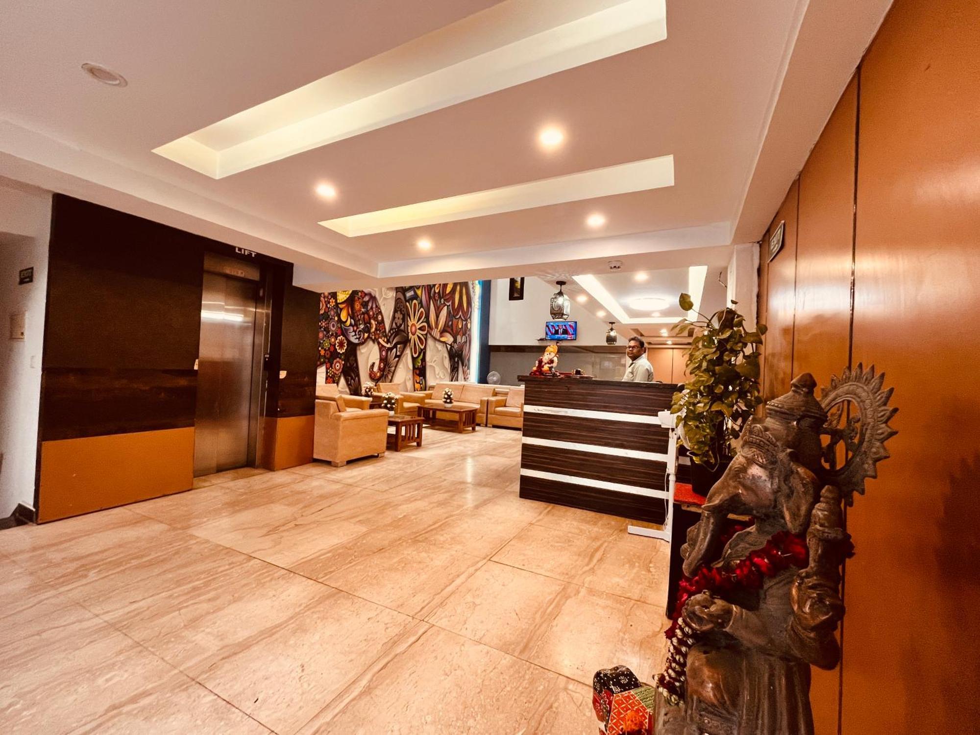 Hotel The Gold Inn - Karol Bagh Delhi Extérieur photo