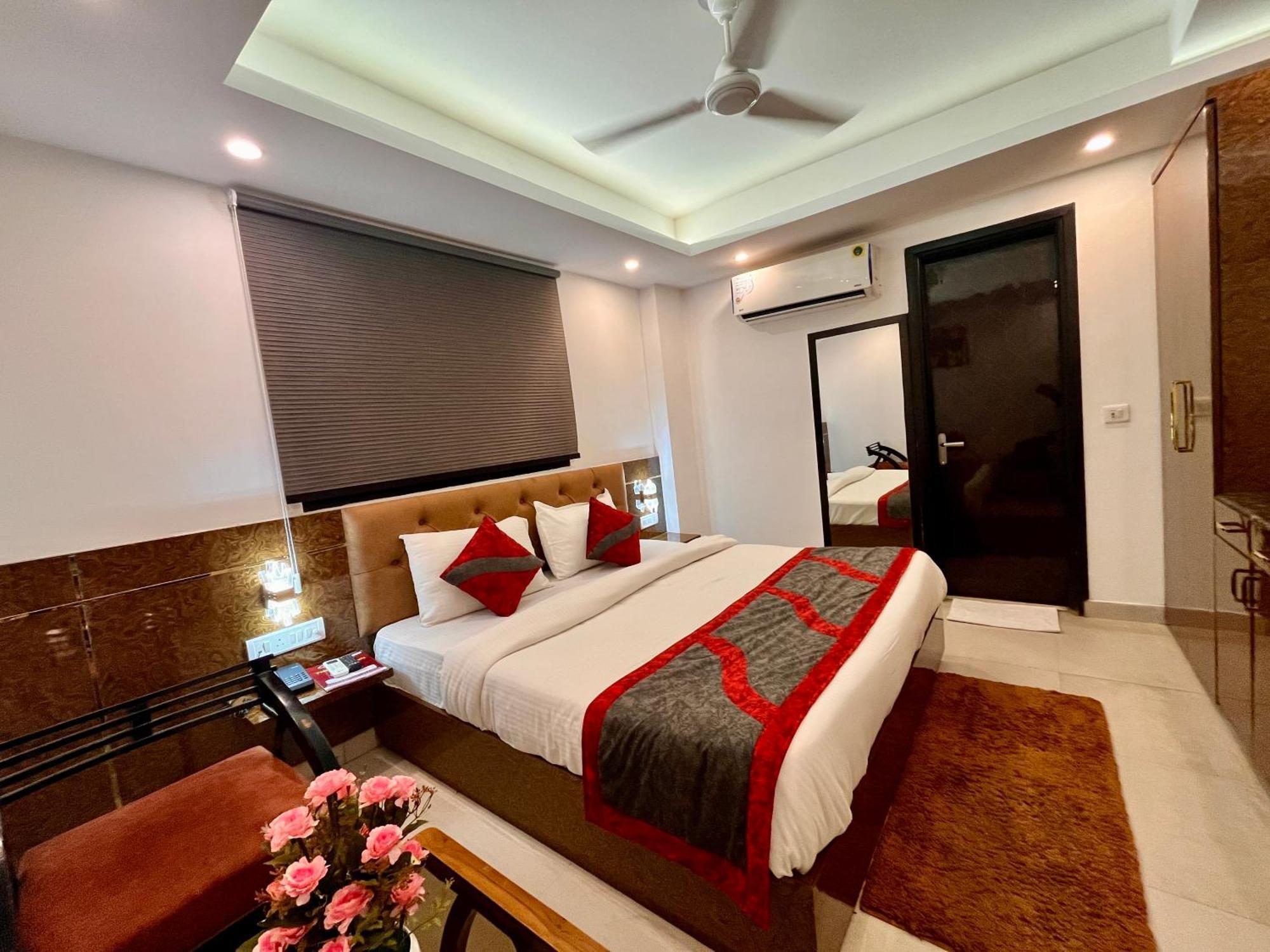Hotel The Gold Inn - Karol Bagh Delhi Extérieur photo