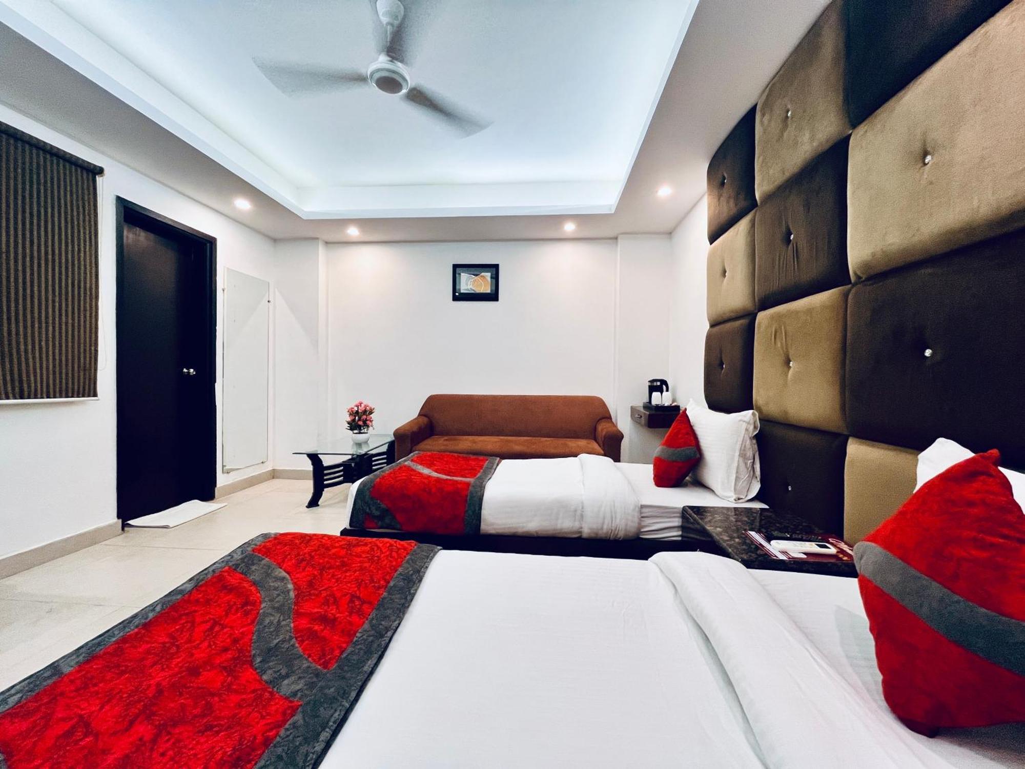 Hotel The Gold Inn - Karol Bagh Delhi Extérieur photo