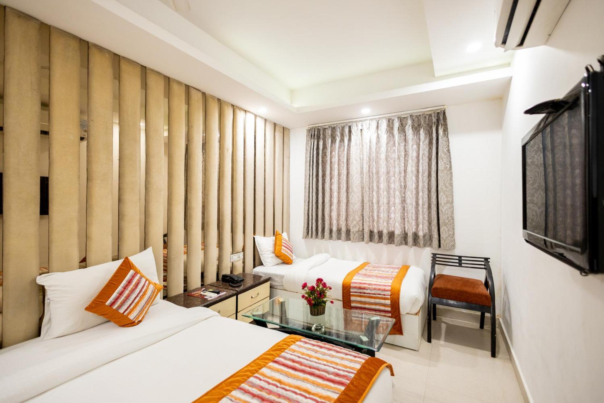 Hotel The Gold Inn - Karol Bagh Delhi Extérieur photo